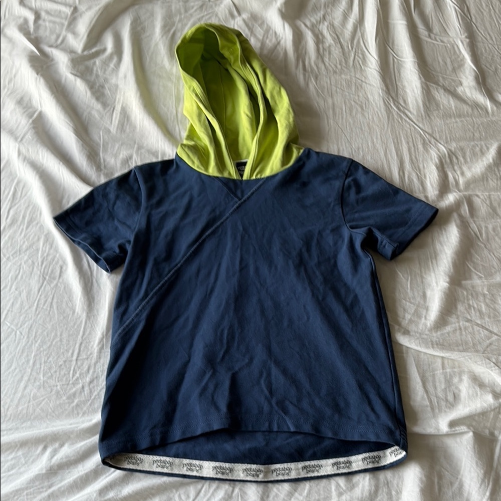 Peekaboo Beans Size 7 hooded T-shirt